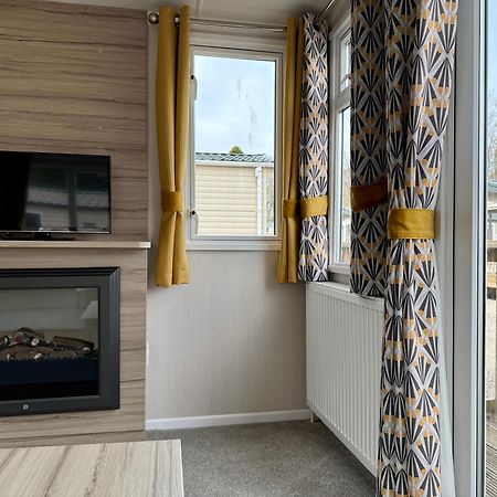The Dram Van - Beautiful, luxury static caravan Aberlour Exterior foto