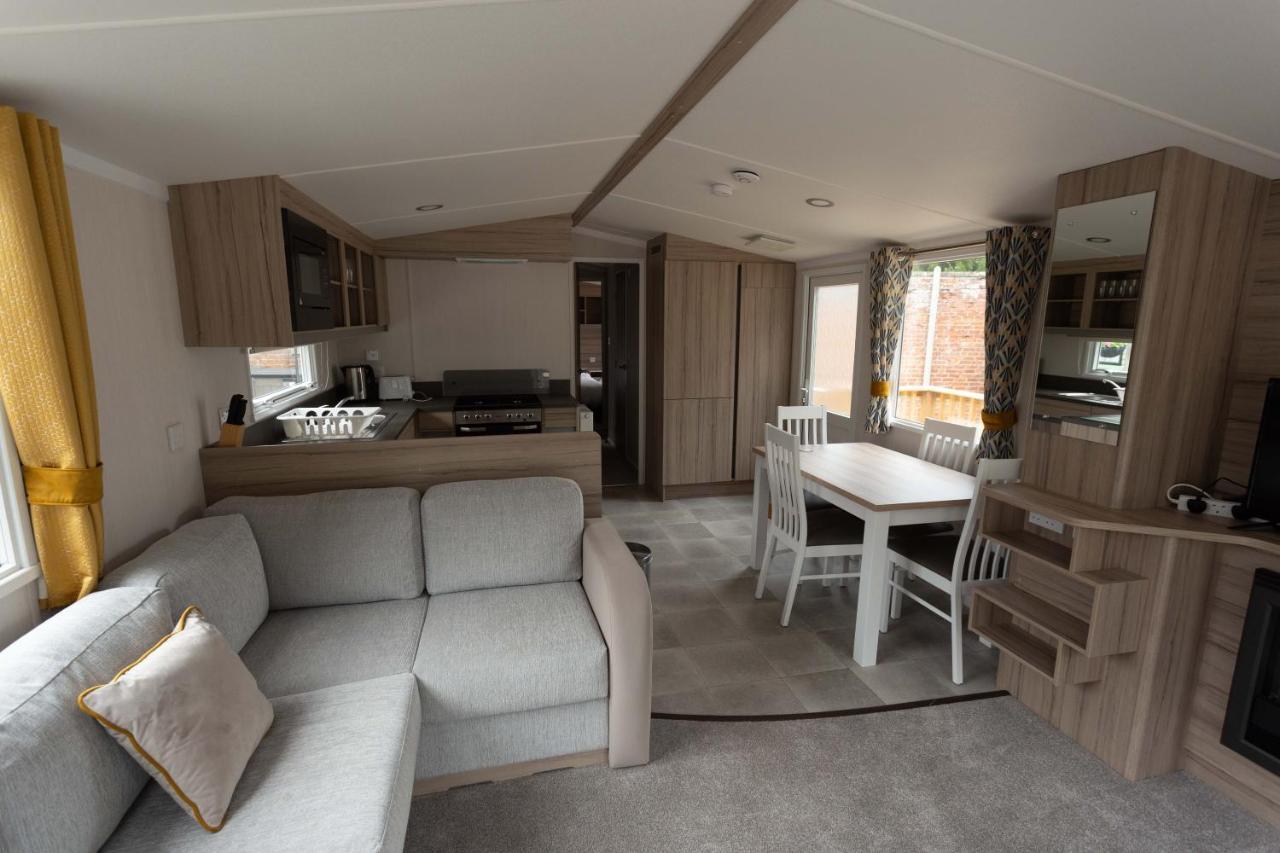 The Dram Van - Beautiful, luxury static caravan Aberlour Exterior foto