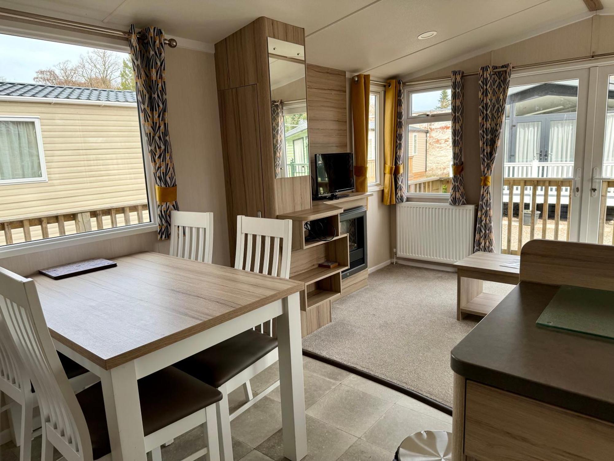 The Dram Van - Beautiful, luxury static caravan Aberlour Exterior foto