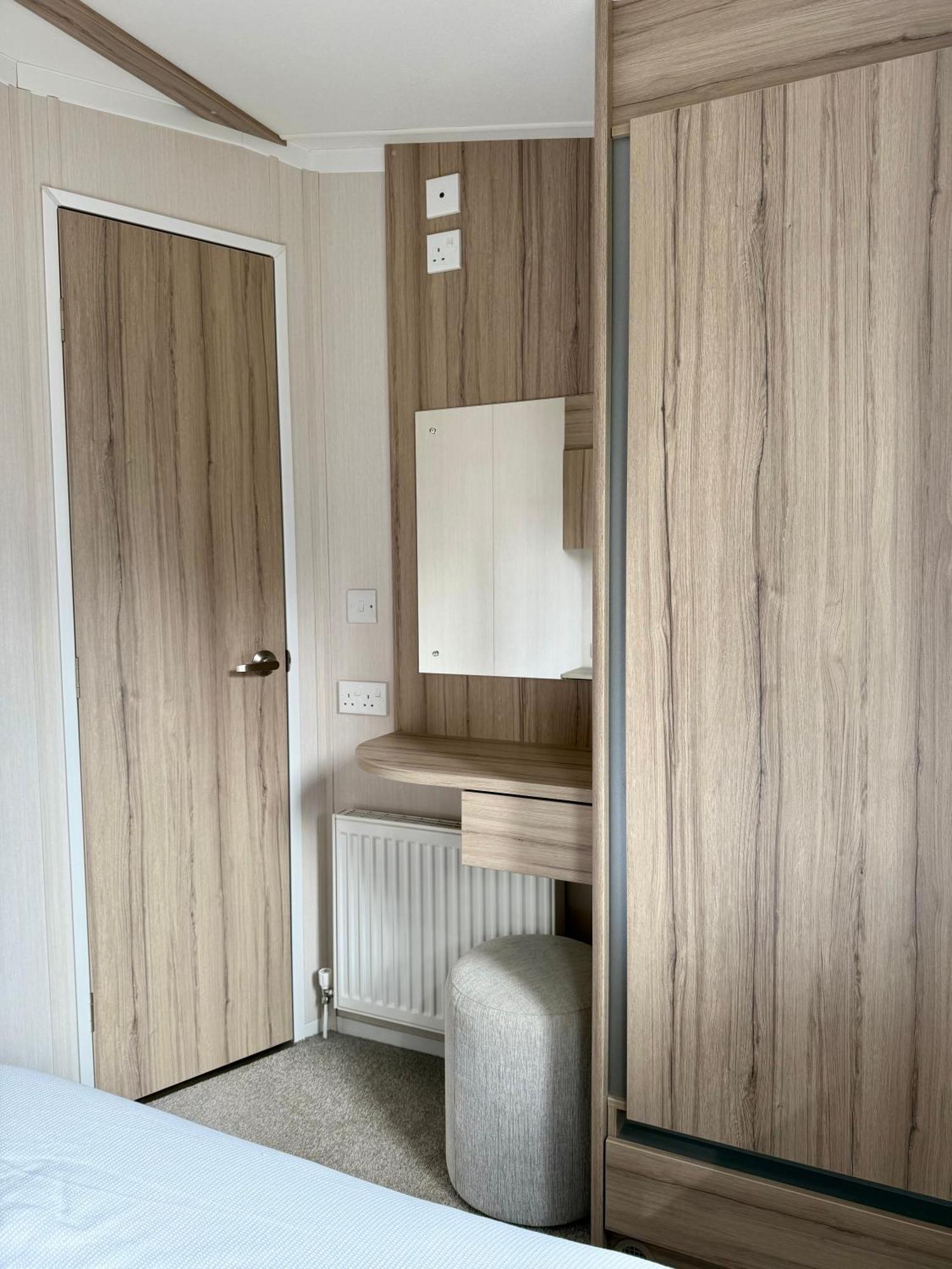 The Dram Van - Beautiful, luxury static caravan Aberlour Exterior foto